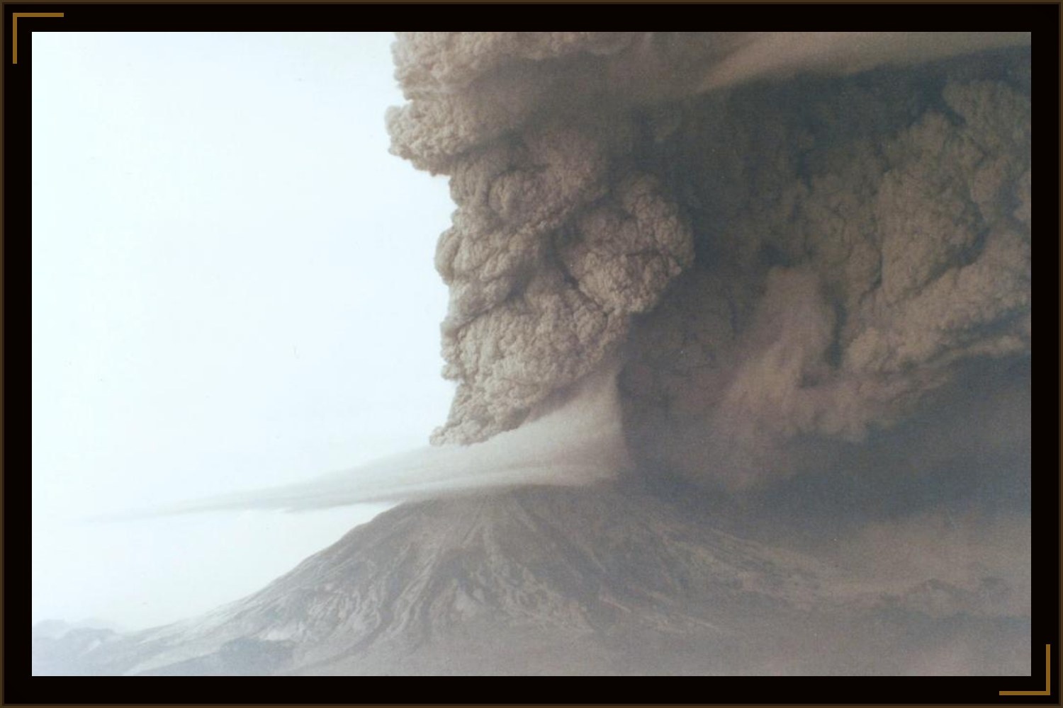 Mt. St. Helens erupting, photographed from a chartered plane by Rene DeHaan, May 18, 1980